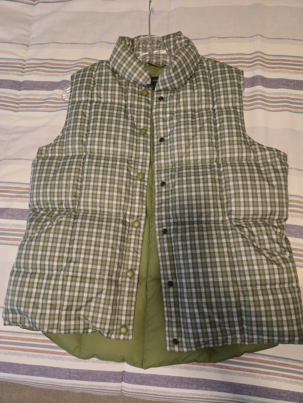 Lands End Green Plaid Quilted Puffy Vest